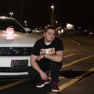 Meet your Posher, Eric